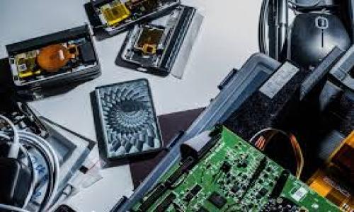 

小金库钱包中的USDT卖币是否合法？全面解析与风险警示